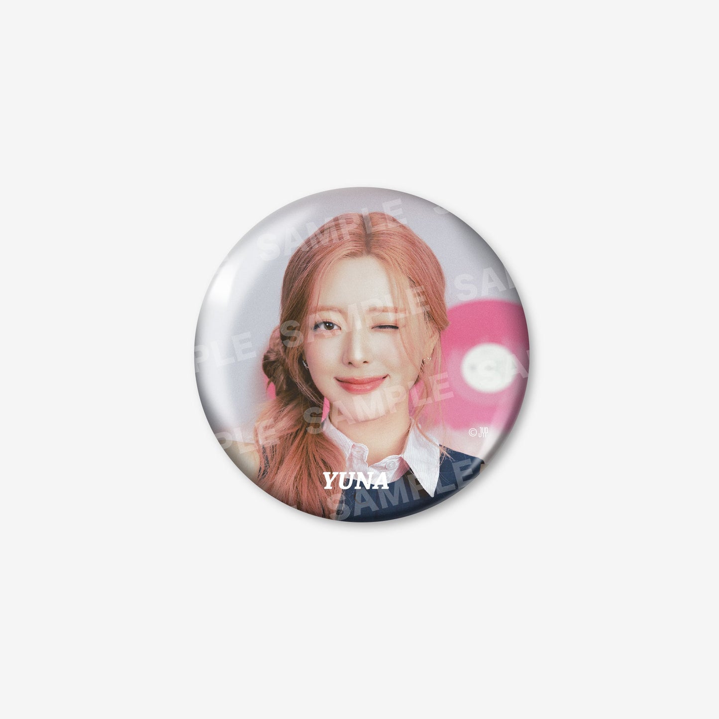 PHOTO BADGE - YUNA / ITZY『The 4th Fan Meeting ITZY MIDZY, LET’S FLY! "ON AIR"』