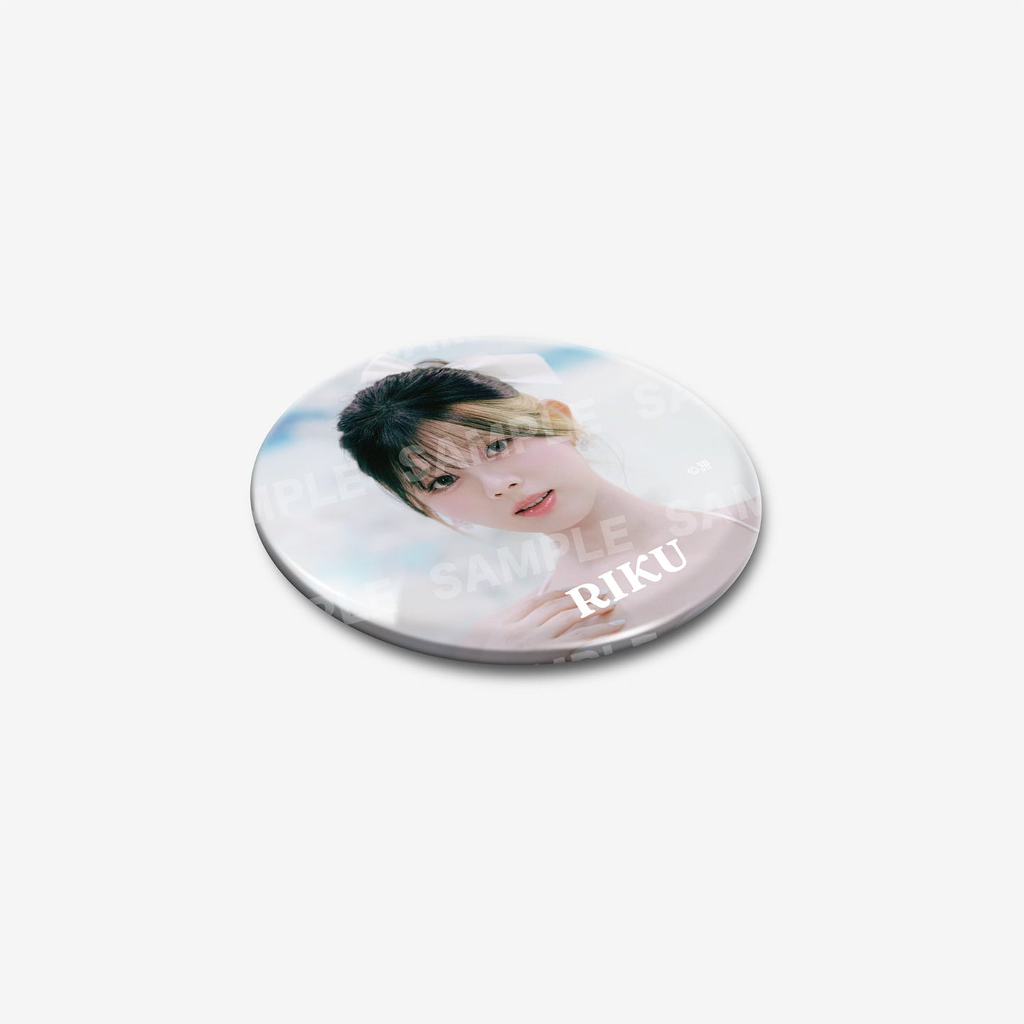 PHOTO BADGE - RIKU /『NiziU Live with U 2024-2025 “AWAKE” OFFICIAL GOODS』