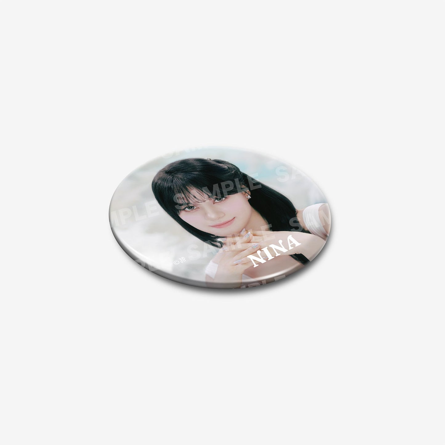 PHOTO BADGE - NINA /『NiziU Live with U 2024-2025 “AWAKE” OFFICIAL GOODS』