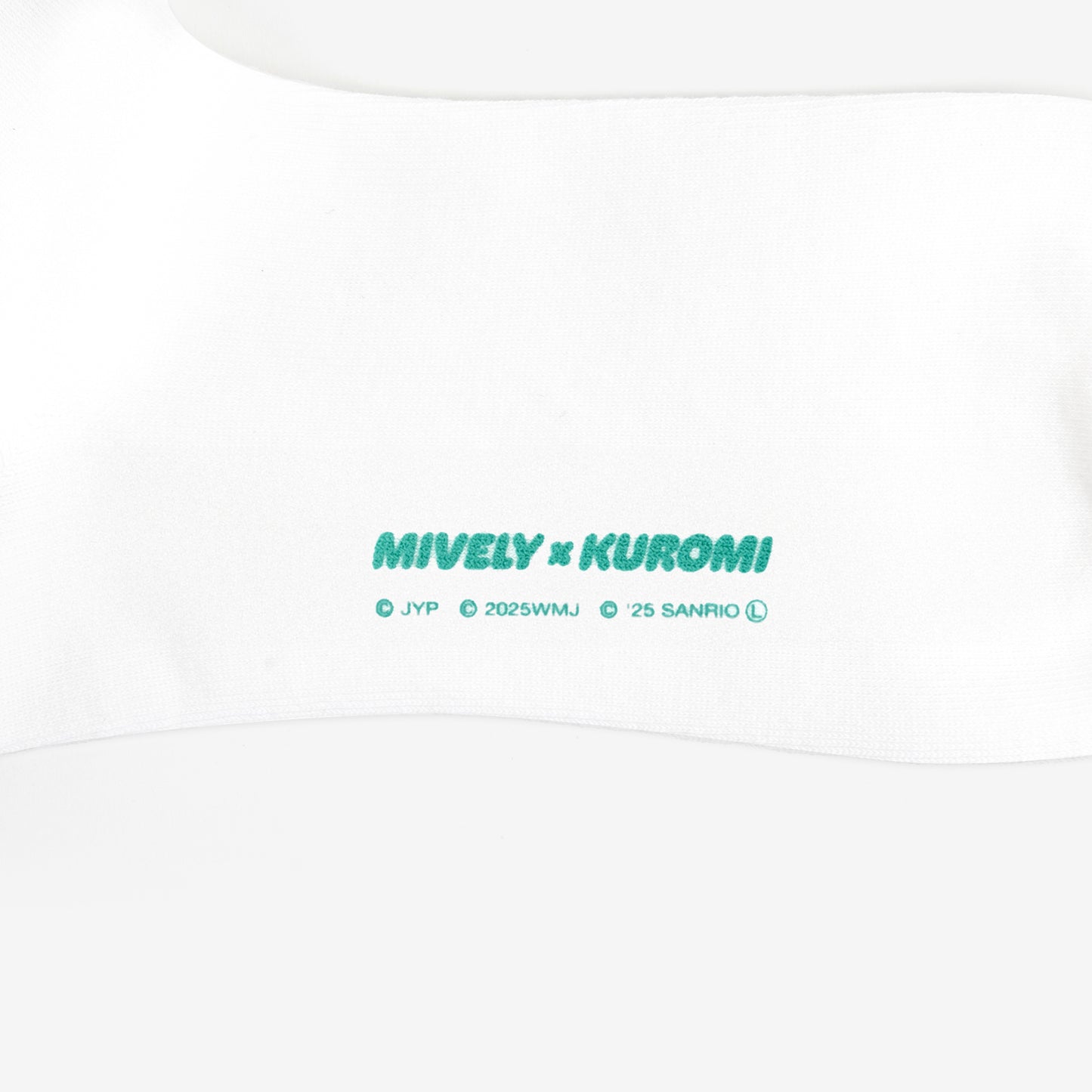 SOCKS - MIVELY×KUROMI【23-25cm】/ TWICE LOVELYS×SANRIO CHARACTERS
