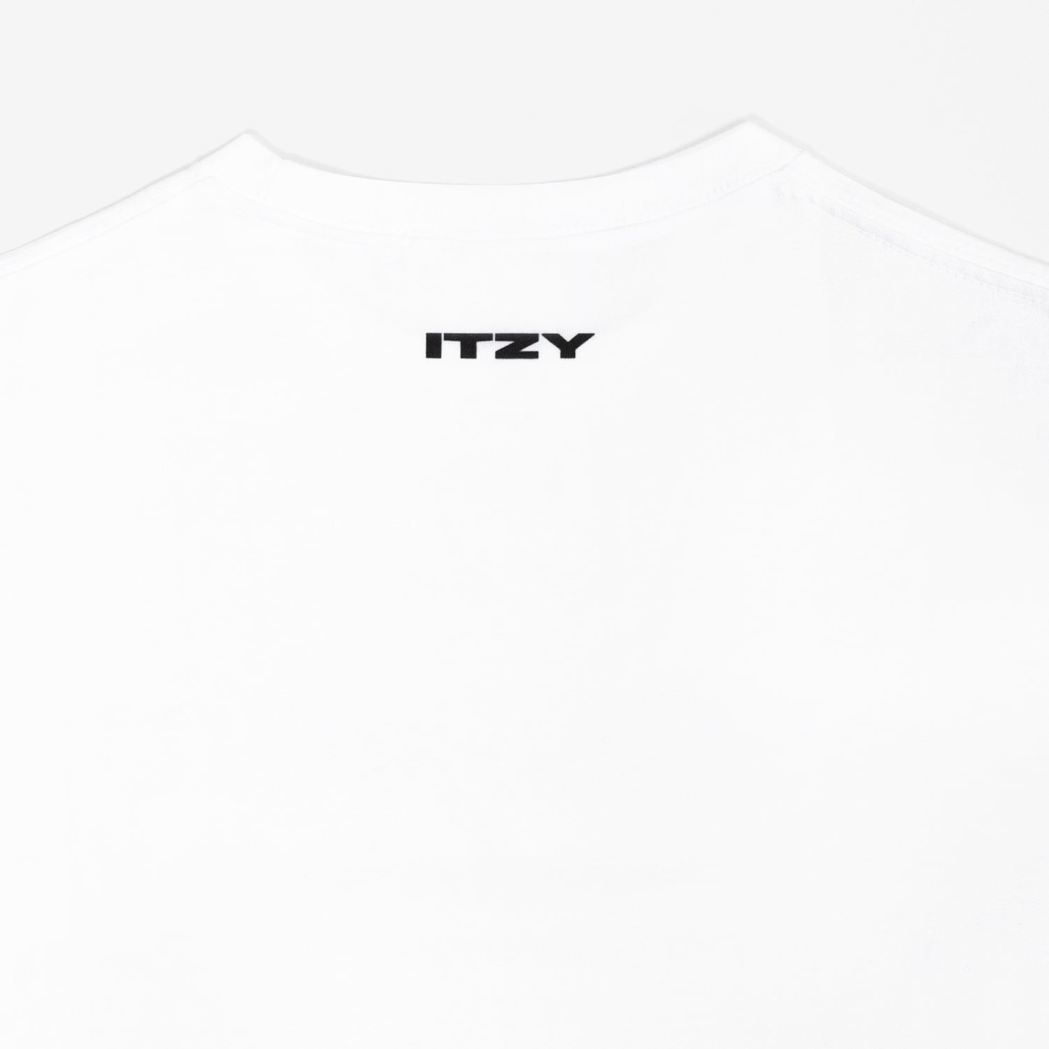 T-SHIRT / WHITE【S】/ ITZY『BORN TO BE』