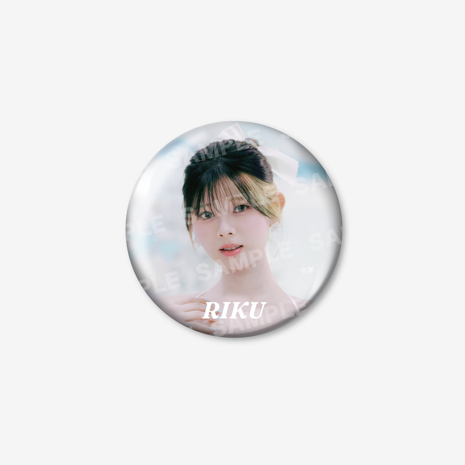 PHOTO BADGE - RIKU /『NiziU Live with U 2024-2025』