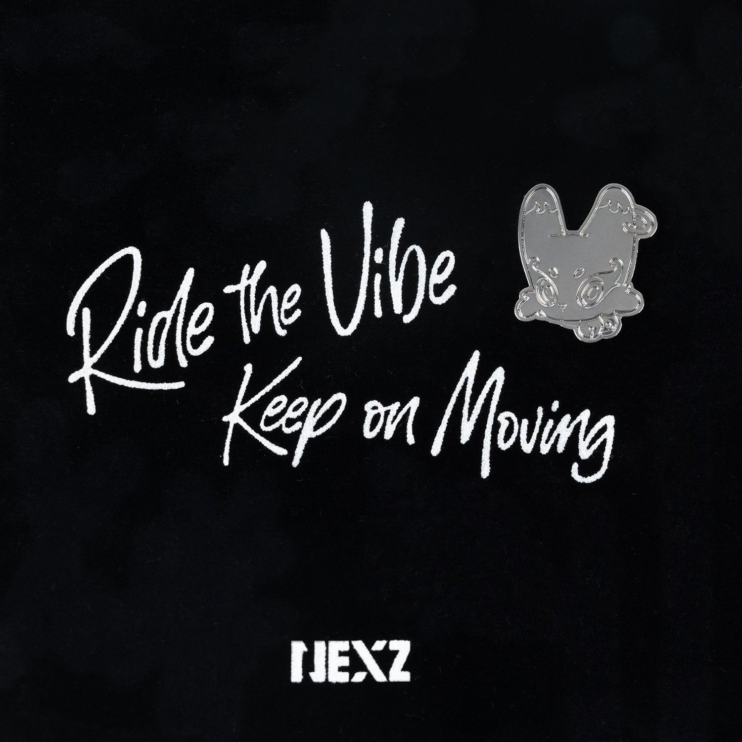 POUCH / NEXZ『Ride the Vibe (Japanese Ver.) / Keep on Moving』