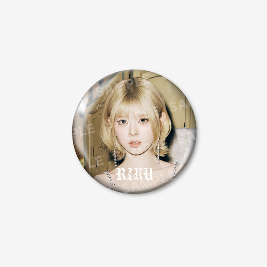 PHOTO BADGE - RIKU / NiziU『Live with U 2026-2027 “Who? U! NiziU Fes.”』
