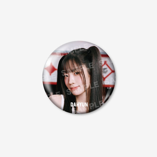 PHOTO BADGE - DAHYUN / TWICE『THIS IS FOR (MUFG STADIUM)』