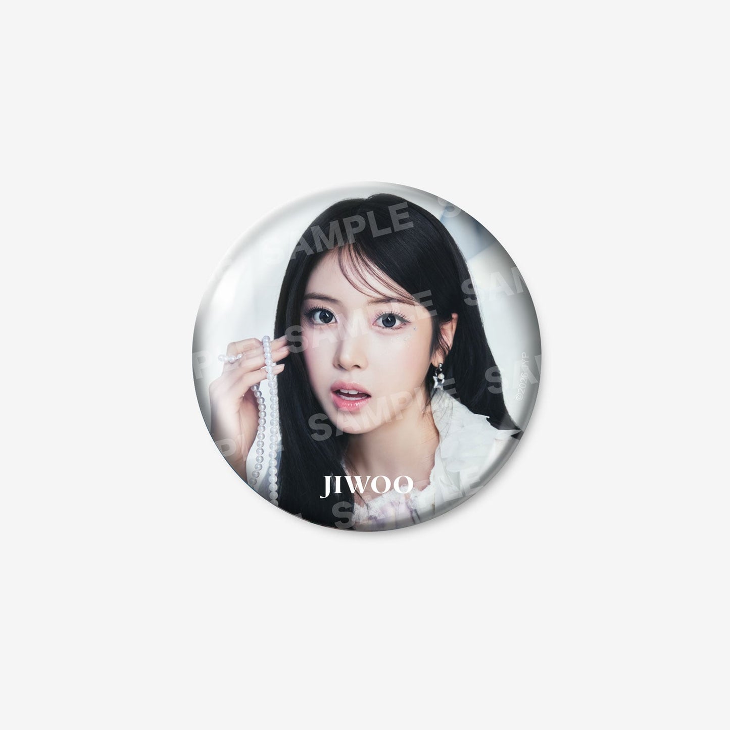 PHOTO BADGE - JIWOO / NMIXX『1ST WORLD TOUR <EPISODE 1: ZERO FRONTIER> IN JAPAN』
