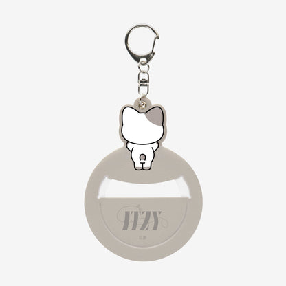 TWINZY PHOTO BADGE HOLDER - KKengEE / ITZY『JYP JAPAN POPUP STORE 2025』