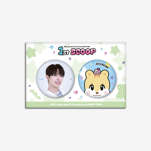 PHOTO BADGE SET - HYUI / NEXZ『Japan debut 1st Anniversary POPUP STORE “1st SCOOP”』