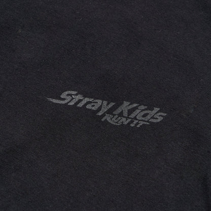 HOOD LONG SLEEVE T-SHIRT / BLACK【M】/ Stray Kids『World Tour <RUN IT JAPAN>』