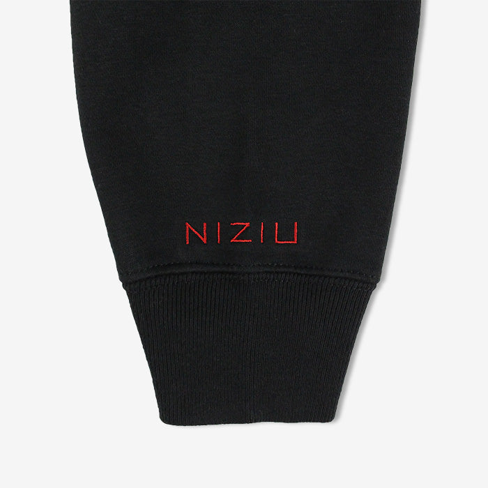 HOODIE【M】「NiziU Live with U 2022 “Burn it Up”」